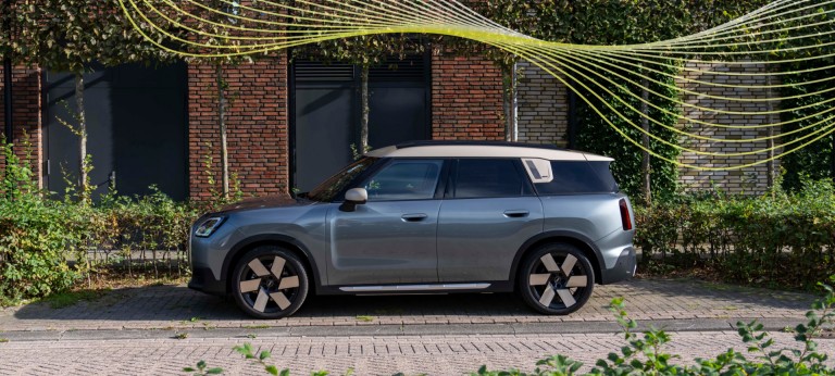 MINI Zakelijk Leasen. MINI Zakelijk Leasen.