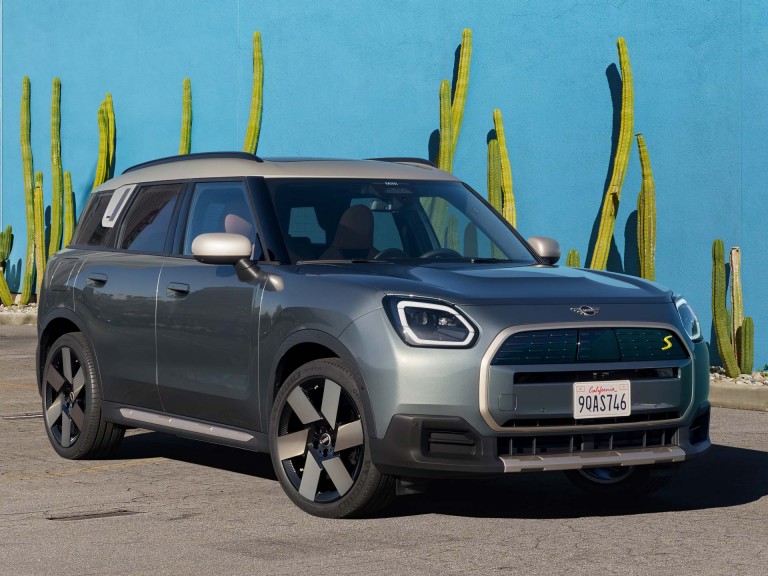 MINI elektrisch rijden - familie - countryman