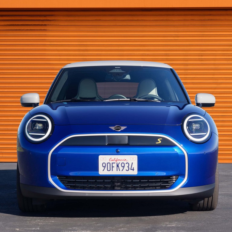 MINI Cooper Electric – mozaïek – exterieur